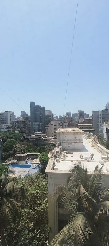 2 BHK Apartment – Exterior View View at Khar West - for Rent