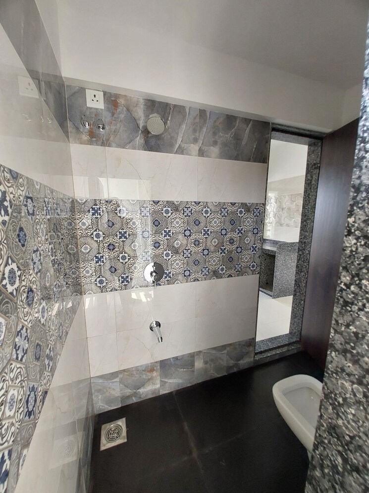 Bathroom, kannamwar-nagar-chs 1 Bedroom 440 Sq.Ft. Apartment In Vikhroli East Mumbai 8488965
