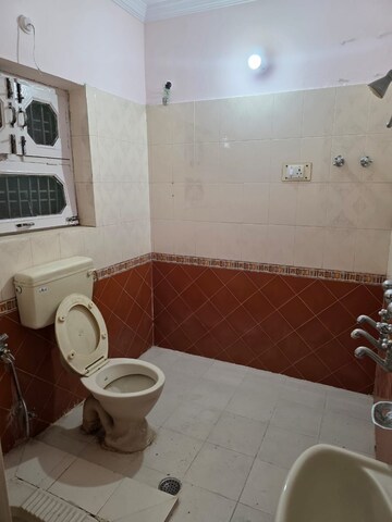 Bathroom in 2 BHK Independent House at Kamta – for Rent