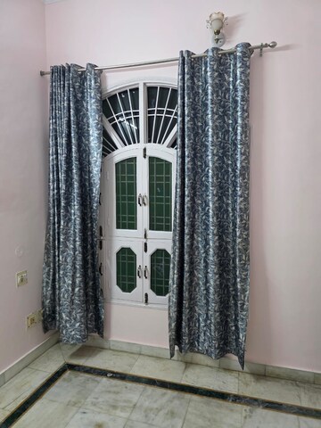 Building Lobby in 2 BHK Independent House at Kamta – for Rent