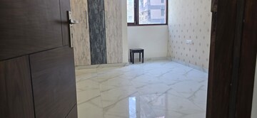 Room in 3 BHK Apartment at Sector 19b Dwarka – for Rent