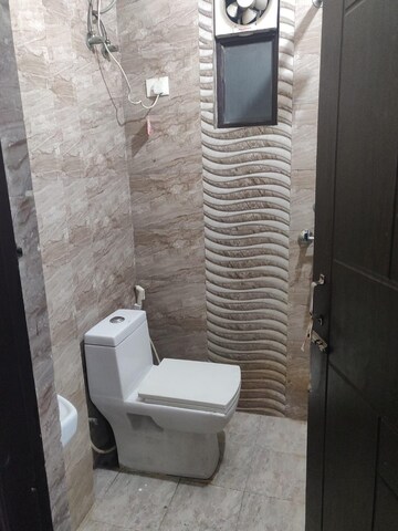 Bathroom in 1 RK Builder Floor at SS 100, Sector 49 – for Rent