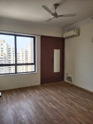 3 BHK Apartment For Rent in Unitech Fresco, Sector 50