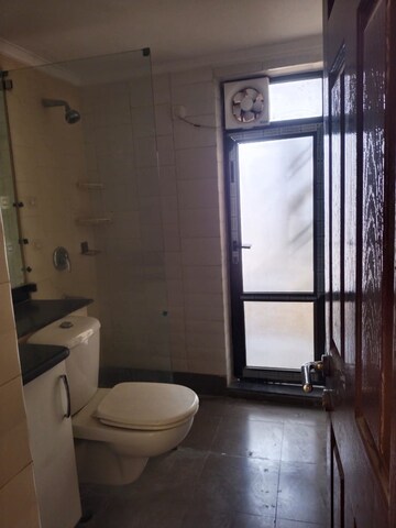 Bathroom in 3 BHK Apartment at Unitech Fresco, Sector 50 – for Rent