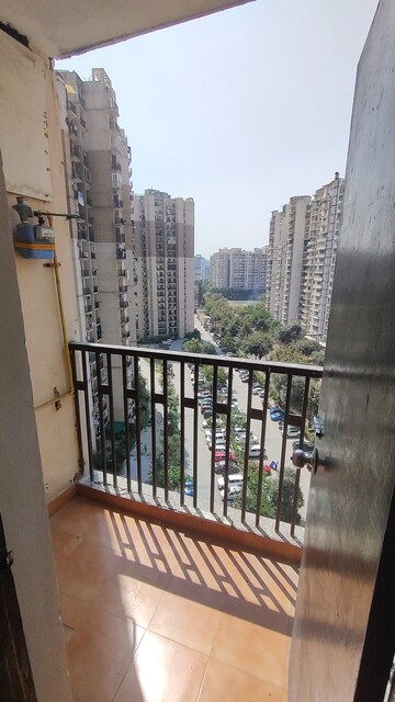 2.5 BHK Apartment – Exterior View View at Logix Blossom County, Sector 137 - for Rent