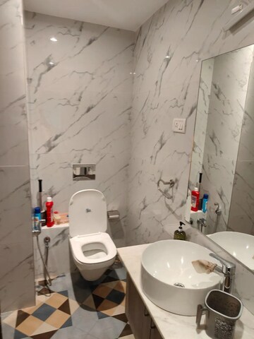 Bathroom in 4 BHK Apartment at Indiabulls Blu, Worli – for Rent