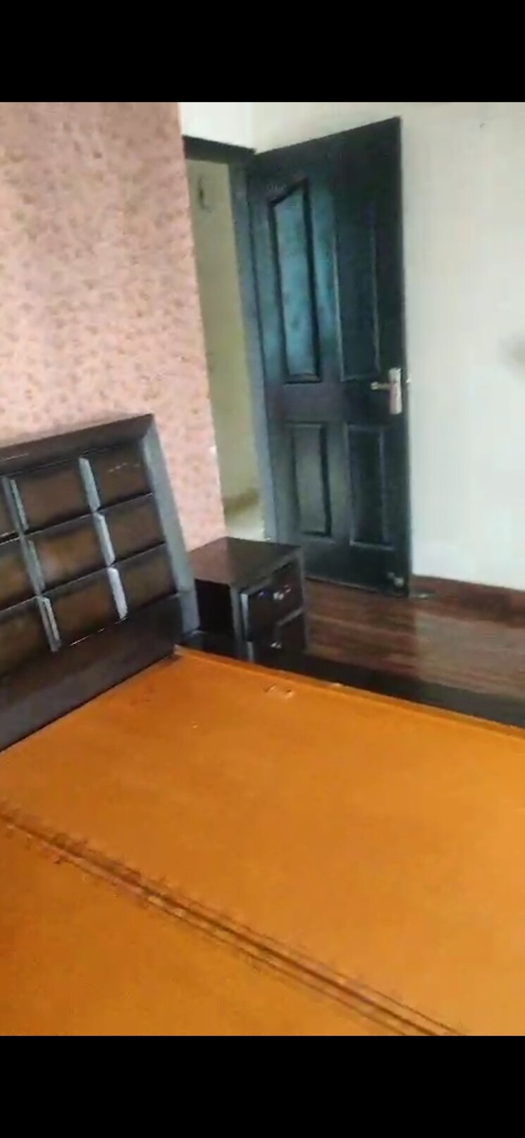 Living Room, prateek-wisteria 2 Bedroom 995 Sq.Ft. Apartment In Sector 77 Noida 8489129