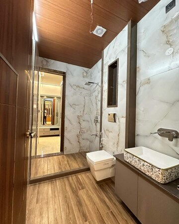 Bathroom in 4 BHK Independent House at Gandhi Path – for Sale