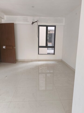 Room in 3.5 BHK Apartment at PrimarcThe Soul, Rajarhat New Town – for Sale