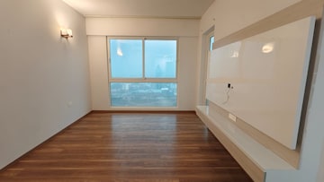 Room in 4 BHK Apartment at Conscient Hines Elevate, Sector 59 – for Rent