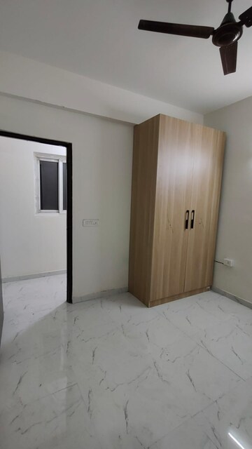 Room in 2 BHK Apartment at Pivotal Paradise, Sector 62 – for Rent