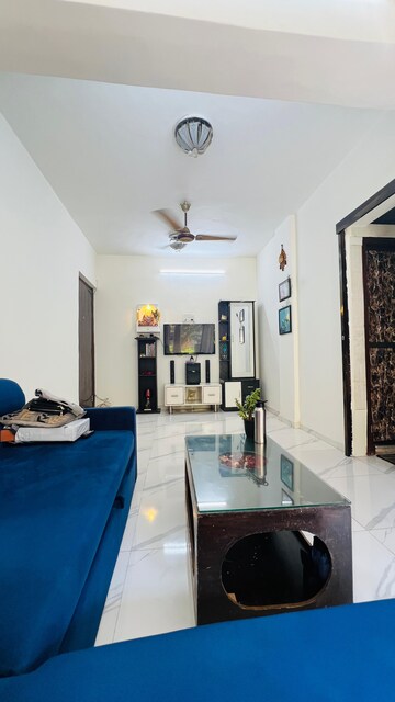 Living Room in 1 BHK Apartment at Andheri West – for Rent