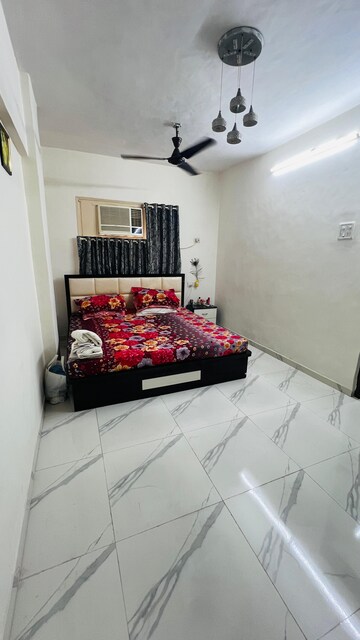 Bedroom in 1 BHK Apartment at Andheri West – for Rent
