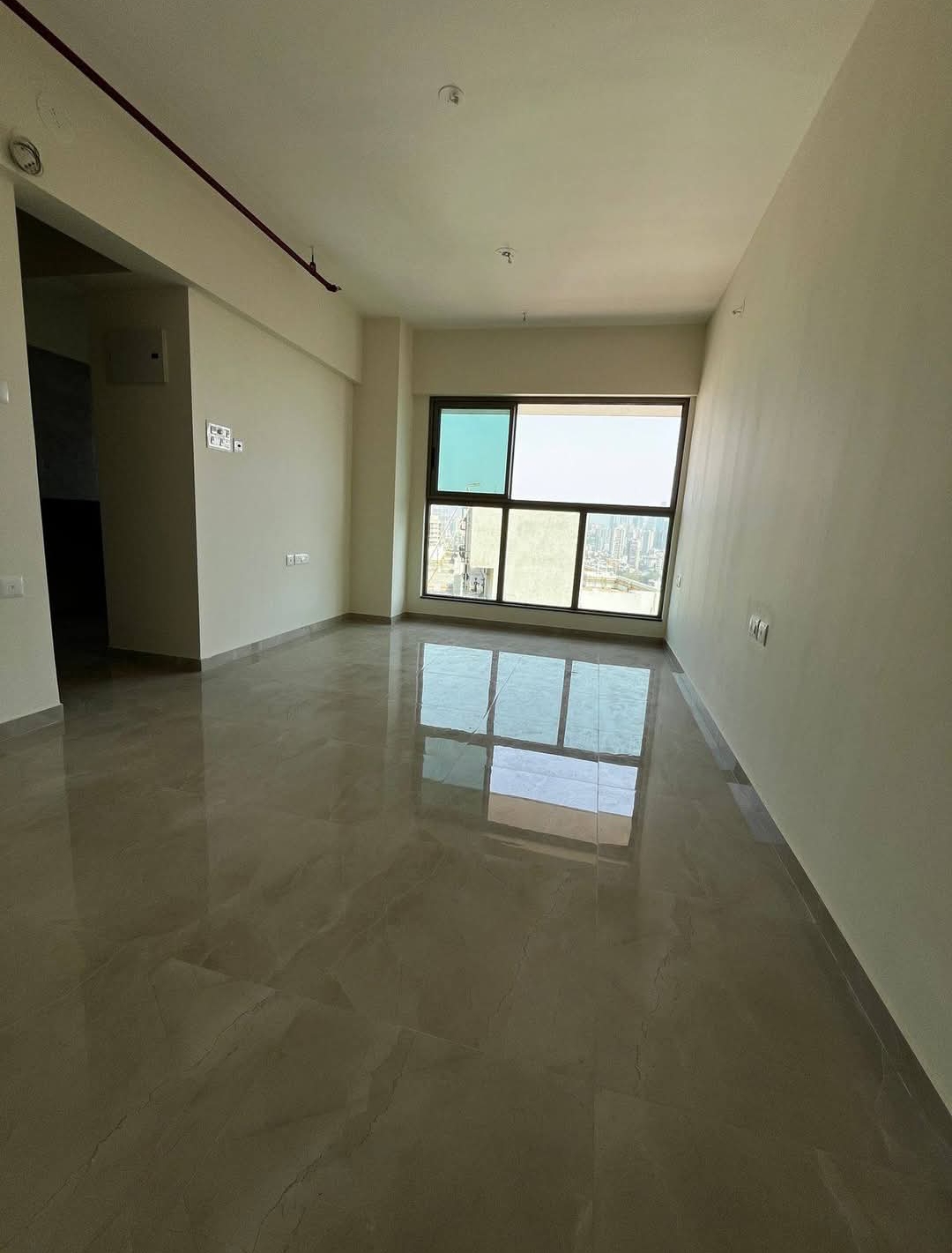 2 BHK Apartment For Rent in Sheth Irene