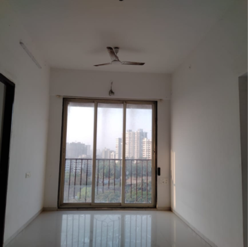 Room in 2 BHK Apartment at Shree Shakun Heights, Goregaon East – for Rent