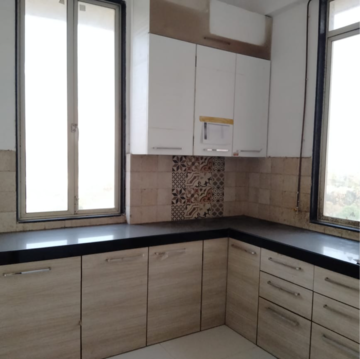 Room in 2 BHK Apartment at Shree Shakun Heights, Goregaon East – for Rent