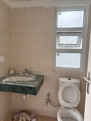 Bathroom in 3 BHK Builder Floor at BPTP Parkland Pride, Sector 77 – for Sale