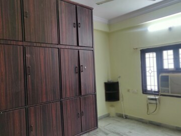 Room in 3 BHK Apartment at Amulya Anand Nagar, Khairatabad – for Rent