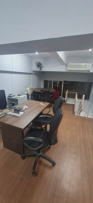 Team Area in  Office Space at Mittal Towers, Sivanchetti Gardens – for Sale
