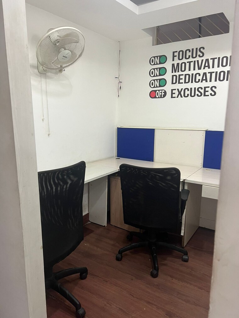 Team Area, mittal-towers Commercial Office Space 4000 Sq.Ft. In Sivanchetti Gardens Bangalore 8489415