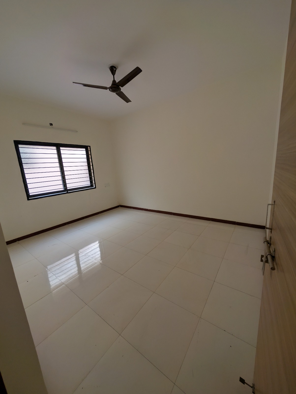 4 BHK + Pooja Room,Servant Room Apartment For Sale in Arihant Aura