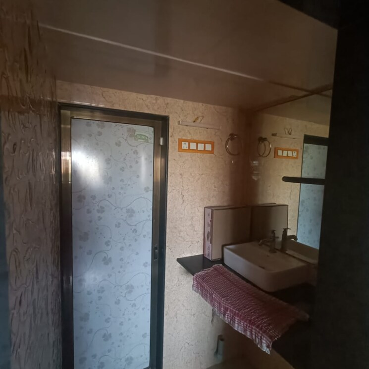 Attached Bathroom, sion 1 Bedroom 437 Sq.Ft. Apartment In Sion Mumbai 8489460