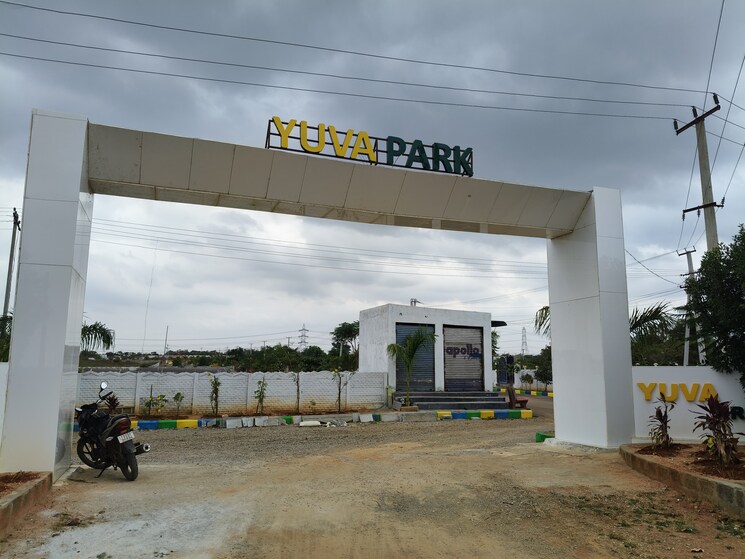 Exterior View, yuva-park  190 Sq.Yd. Plot In Shadnagar Hyderabad 8489517