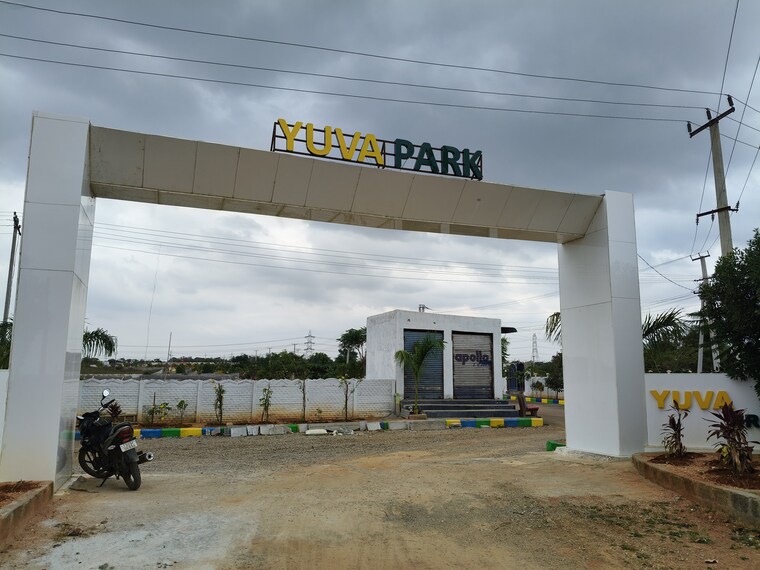 Exterior View, yuva-park  190 Sq.Yd. Plot In Shadnagar Hyderabad 8489517