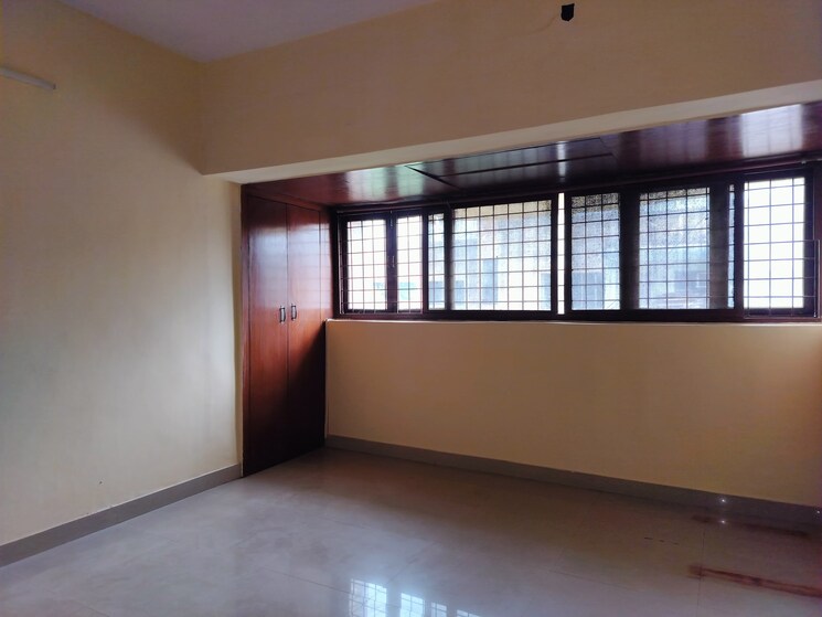 Room, sarita-vihar-pocket-j-rwa 2 Bedroom 929 Sq.Ft. Apartment In Sarita Vihar Delhi 8489518