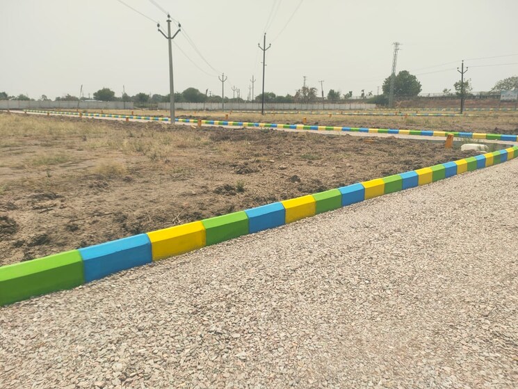 Garden, muthangi  150 Sq.Yd. Plot In Muthangi Hyderabad 8489525