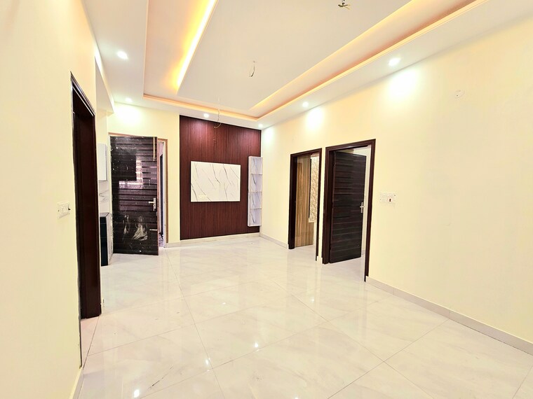 Room, peer mucchalla 3 Bedroom 1211 Sq.Ft. Builder Floor In Peer Mucchalla Zirakpur 8489592