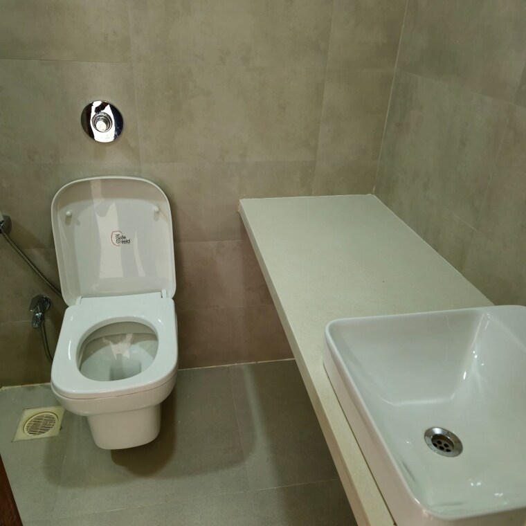 Bathroom, alliance-ruia-sadan 2 Bedroom 640 Sq.Ft. Apartment In Malad West Mumbai 8489609