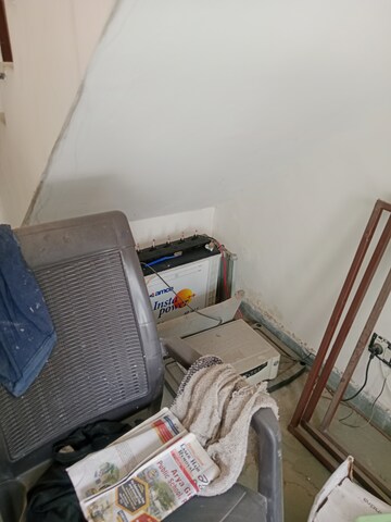 Living Room in 2.5 BHK Independent House at Ansals Sushant City – for Rent