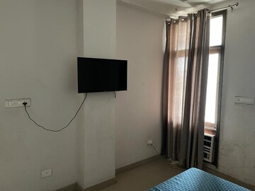 Building Lobby in 3 BHK Apartment at Gomti Nagar – for Rent