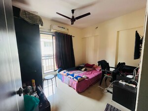 2 BHK Apartment For Sale in Thane West
