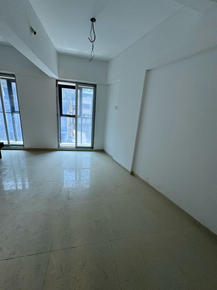 Room, thane west 1 Bedroom 395 Sq.Ft. Apartment In Thane West Thane 8489695