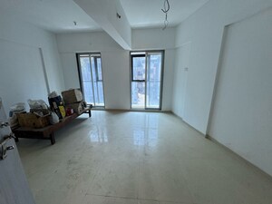 Room in 1 BHK Apartment at Thane West – for Sale