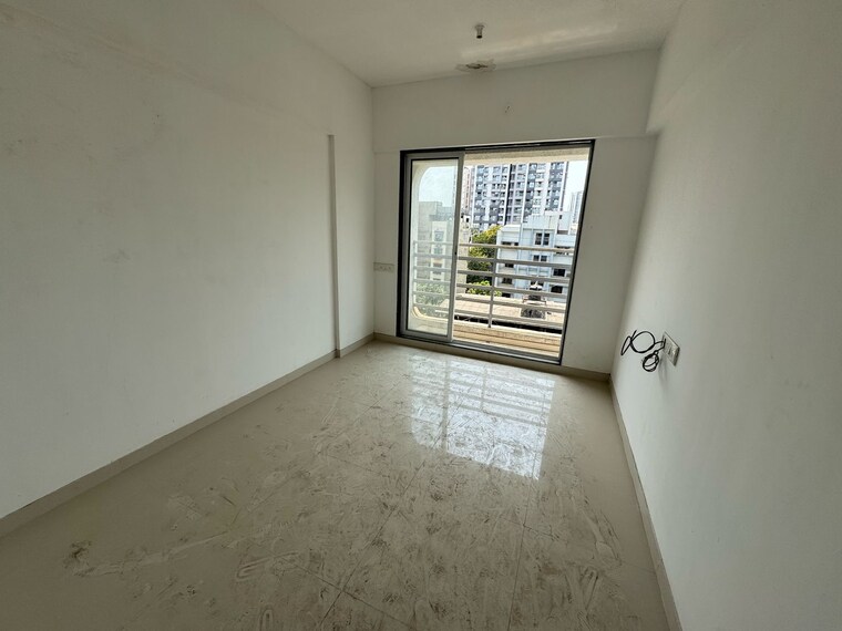 Room, thane west 1 Bedroom 395 Sq.Ft. Apartment In Thane West Thane 8489695