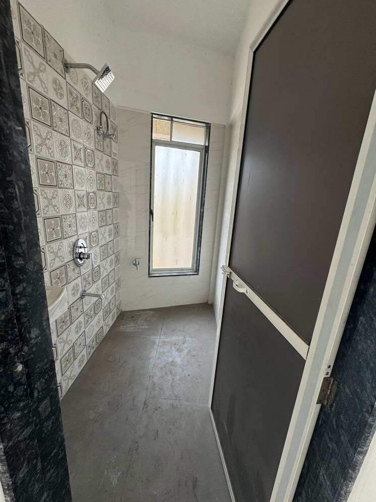 Balcony, thane west 1 Bedroom 395 Sq.Ft. Apartment In Thane West Thane 8489695