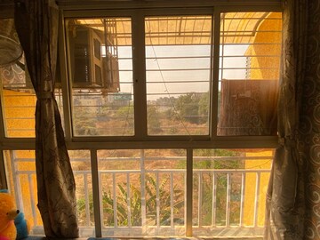Room in 1 BHK Apartment at Vaibhavi City, Kalyan West – for Rent