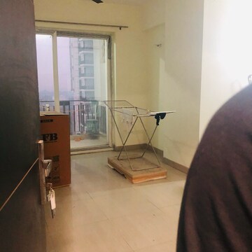 Room in 2 BHK Apartment at 3C Lotus Zing, Sector 168 – for Rent