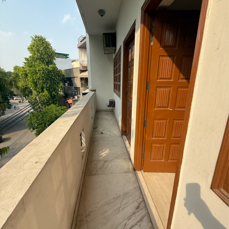 Balcony, east of kailash 2 Bedroom 1250 Sq.Ft. Builder Floor In East Of Kailash Delhi 8489775