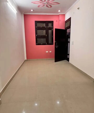 Room in 2 BHK Villa at Aliganj – for Rent