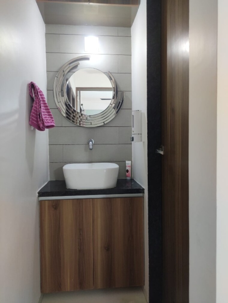 Bathroom, chandkheda 2 Bedroom 1215 Sq.Ft. Apartment In Chandkheda Ahmedabad 8489809