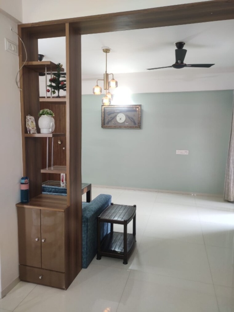 Room, chandkheda 2 Bedroom 1215 Sq.Ft. Apartment In Chandkheda Ahmedabad 8489809