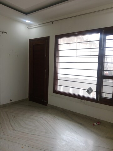 2.5 BHK Independent House For Rent in Sector 18