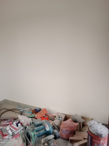 Bedroom in 2 BHK Builder Floor at Sector 18 – for Rent
