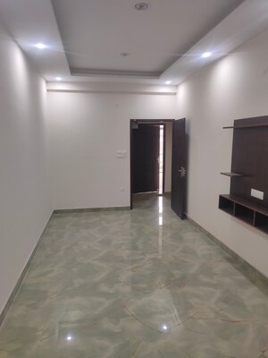 Room in 1 BHK Builder Floor at Sahastradhara Road – for Sale