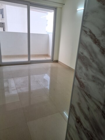 Furnished Amenities in 3 BHK Apartment at Ramprastha City The Edge Towers, Sector 37d – for Rent