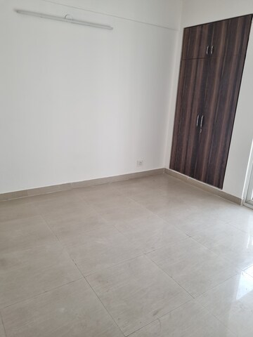 Furnished Amenities in 3 BHK Apartment at Ramprastha City The View, Sector 37d – for Rent